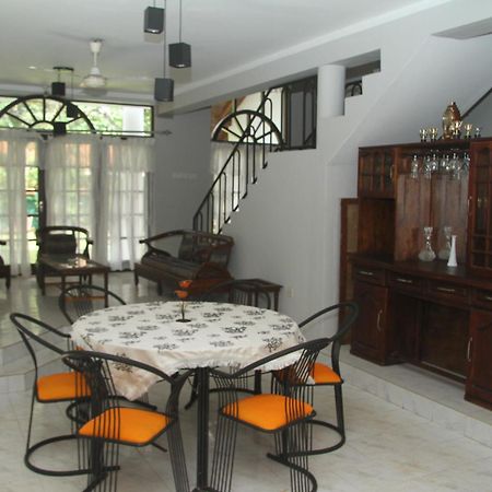 Villa Taprobane Negombo Exterior photo